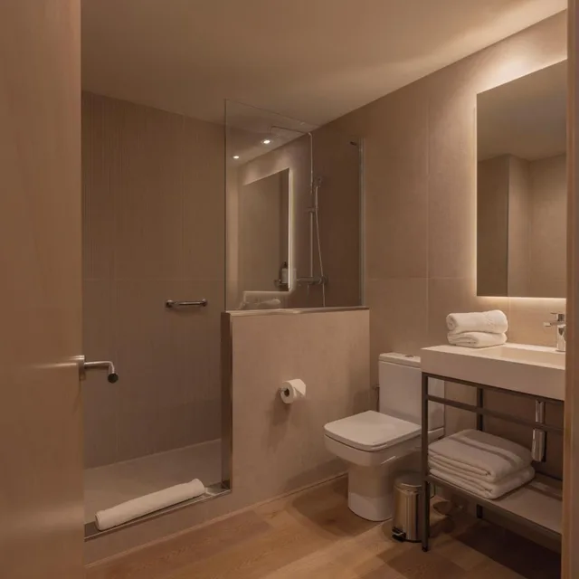 غرفة سوبيريور بسرير مزدوج، Gran Hotel Barcino 10/10