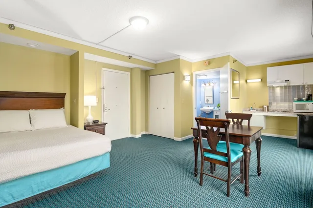Suite, Queen Bed, Sofa, Pet Friendly, Accessible, Cayman Suites Hotel 1/6