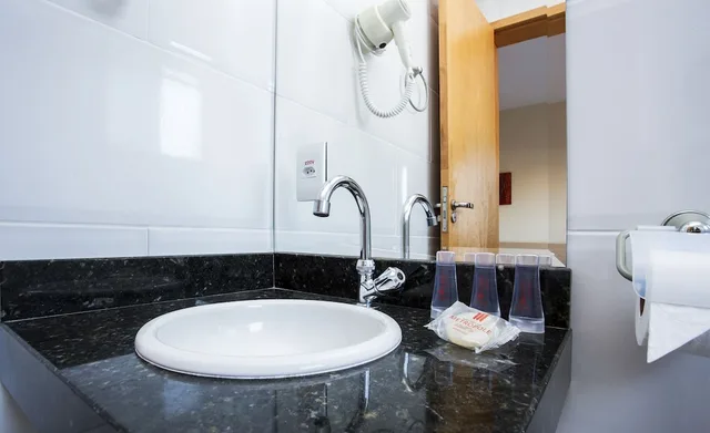 غرفة قياسية بسريرين منفصلين، Hotel Metropole Paulinia 7/7