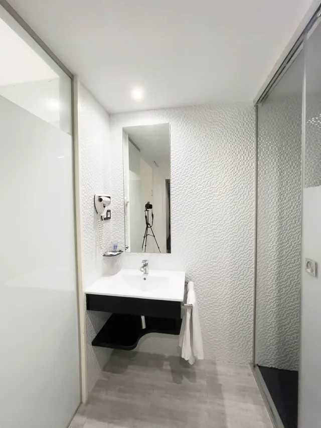 غرفة بسرير نصف مزدوج، Hotel Avenida de Espana 6/10