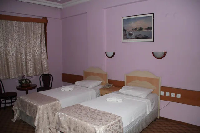 Suite, Multiple Beds, Karyatit 9/10