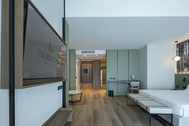 Junior Suite, Queen Bed, Sofa, Pool Access، Hotel Horizon Wellness Spa Resort, BW Signature Collection 10/10
