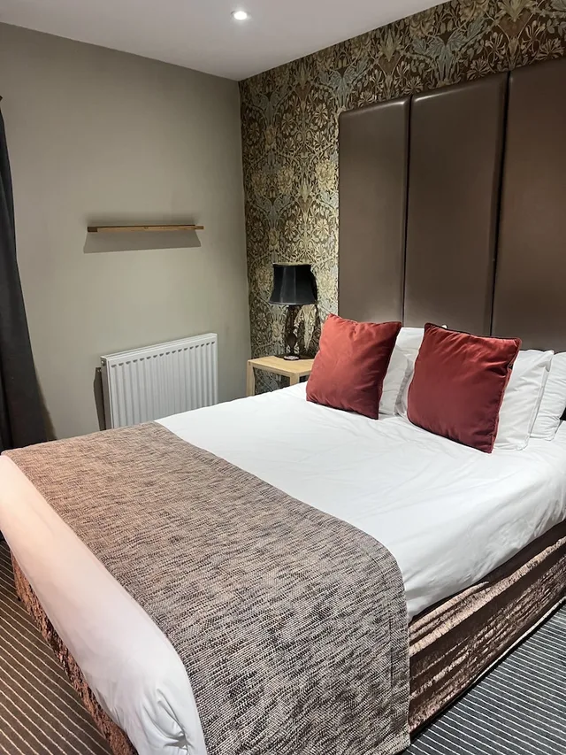 Comfort, Double Bed, The New Hobbit Hotel 2/3