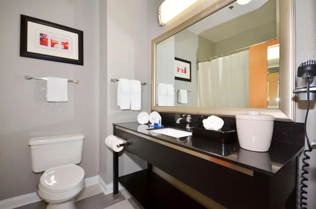 غرفة، Best Western Commerce Inn 5/6