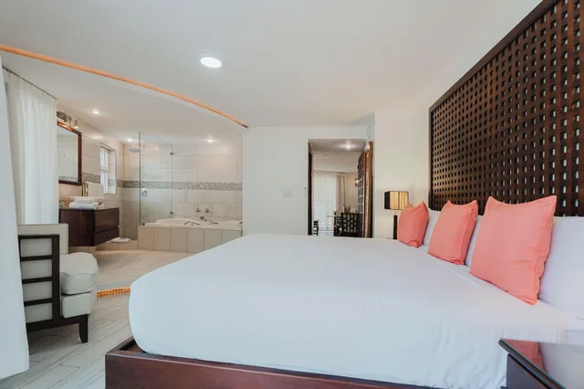 جناح شهر العسل، Paradise Beach Hotel 1/10