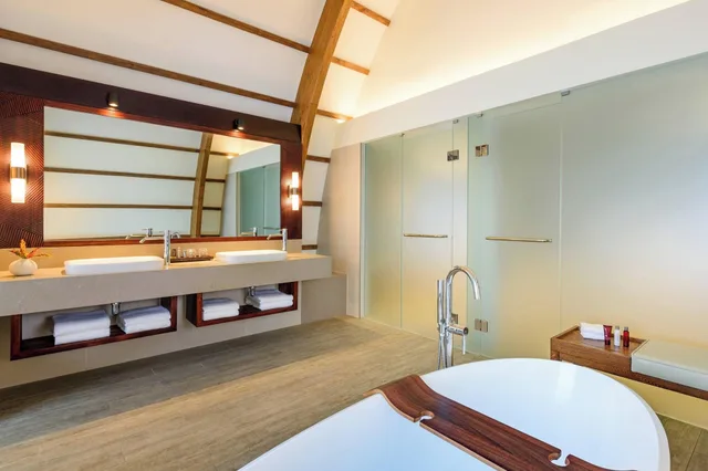 villa, Fiji Marriott Resort Momi Bay 3/3