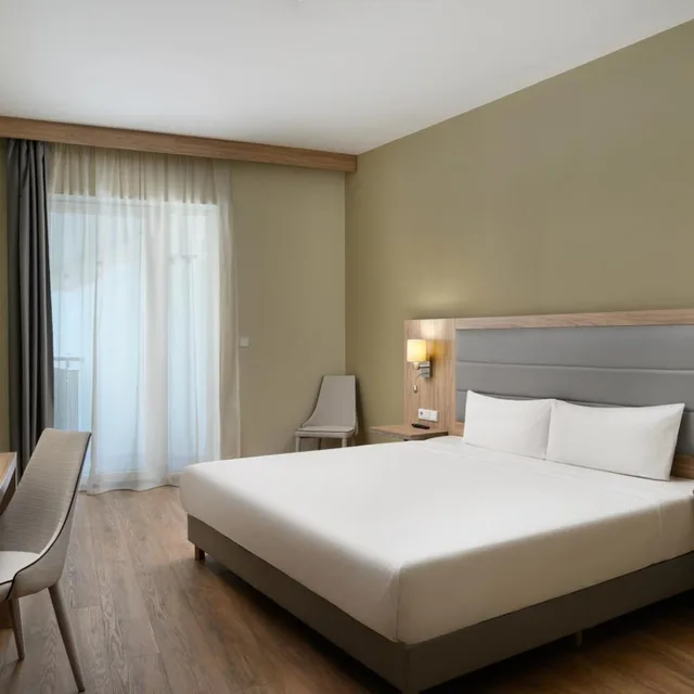 Deluxe, Double or Twin Bed, Akeah Verdi Budapest 5/10