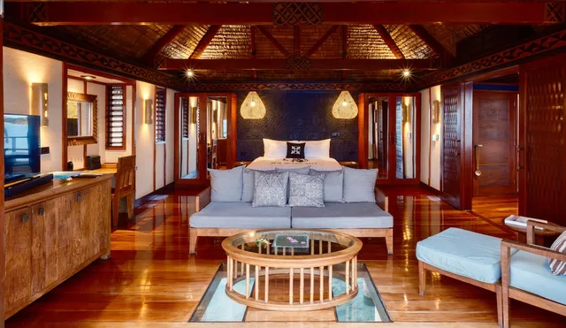Overwater, Bure, King Bed, Likuliku Lagoon Resort - Adults Only 4/8