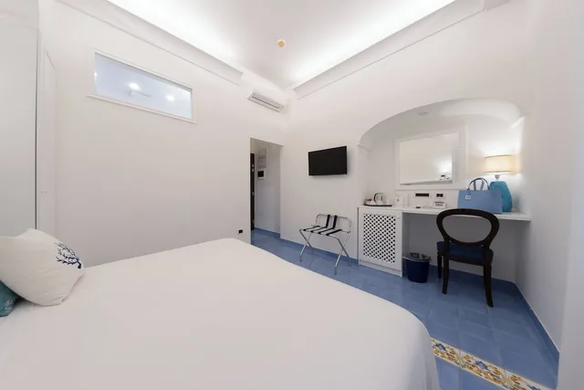 غرفة قياسية بسرير مزدوج، Hotel Aurora Amalfi 5/10