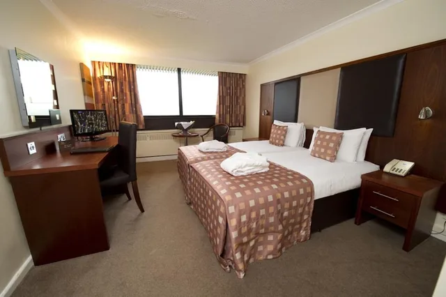 غرفة كبيرة بسرير كينج، Normandy Hotel 4/9