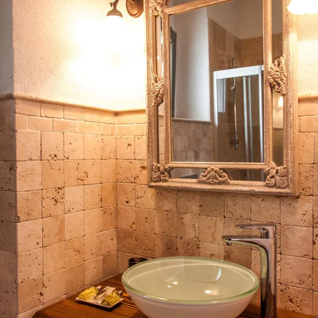 غرفة بسرير مزدوج بإطلالة على الحديقة، Sakula Otel 4/6