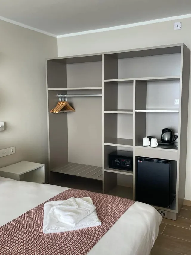 جناح بسرير كينج بإطلالة على البحر، Seaview Hotel Malta - Adults Only 2/5