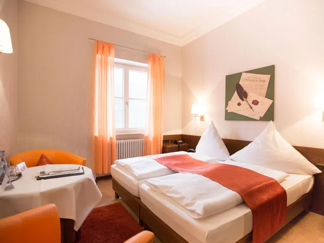 غرفة قياسية بسرير كينج، HOTEL MULLER 2/10