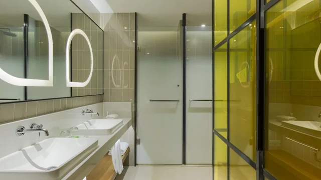 غرفة قياسية بسرير كينج بإطلالة على المدينة في طابق مرتفع، Holiday Inn Hotel And Suites Tianjin Downtown 7/7