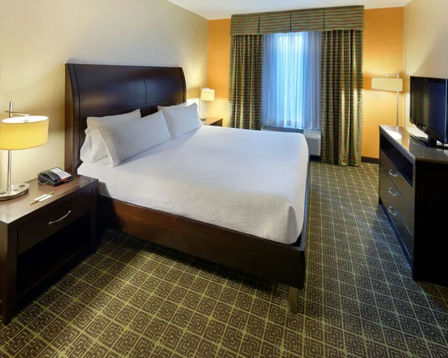 غرفة بسرير كينج، Hilton Garden Inn Springfield MO 2/2