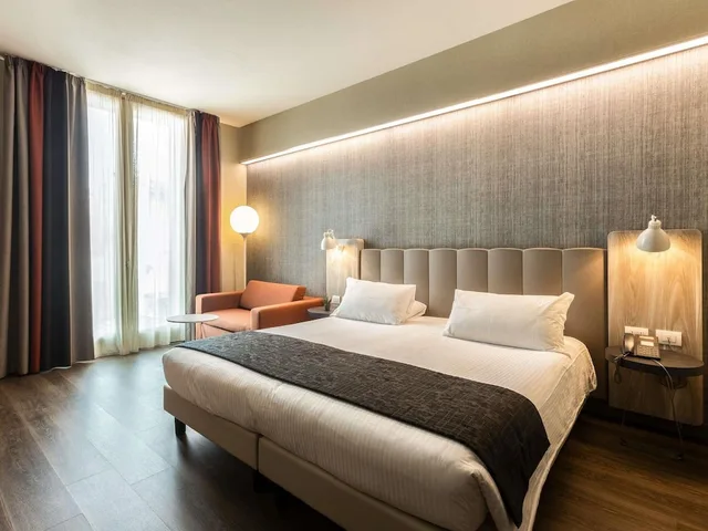 Superior, MERCURE FIRENZE CENTRO 6/10