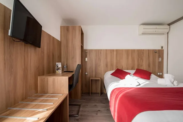غرفة قياسية بسرير مزدوج، BRIT HOTEL PLAISANCE 5/5