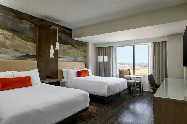 1 Bedroom, Suite, Golf Course View, Sofa، Marriott Meadowview Conference Resort Convention Center 3/8