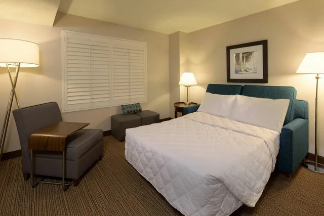 Junior, Studio, 2 Queen Beds, Sofa, Large, Accessible, Four Points by Sheraton Cocoa Beach 1/4