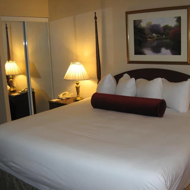 جناح تنفيذي بسرير كينج وسرير كوين، Hotel Chrome Montreal Centre Ville 2/7