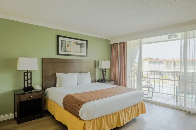 غرفة قياسية بسرير كينج، Travelodge By Wyndham Monterey Bay 4/10