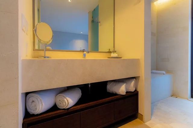 Serena, Residence, King Bed, 3 Queen Beds, The Paraiso Residences at Marina Cabo 5/5