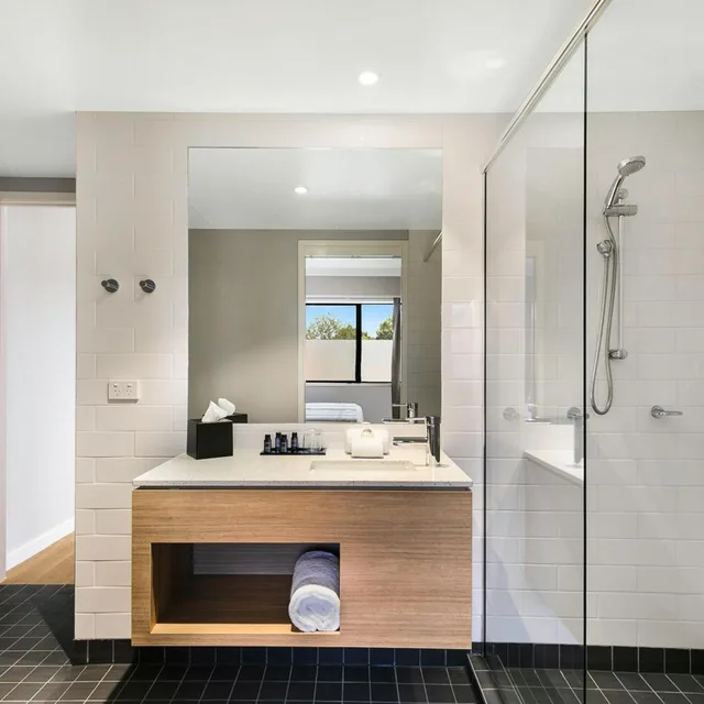 2 Bedrooms, Apartment, Potters Boutique Hotel 4/4