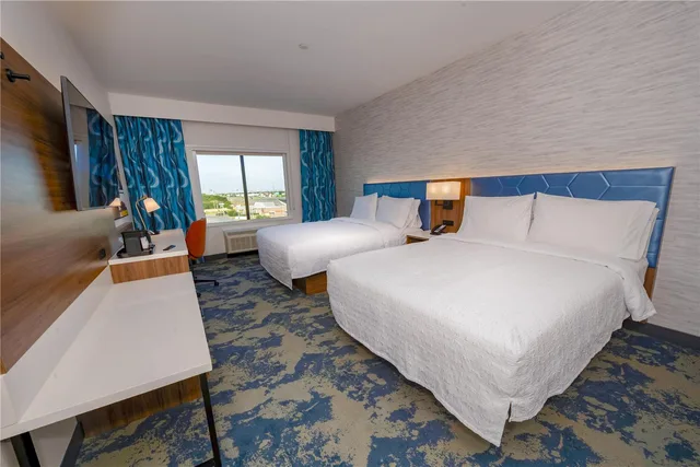 غرفة بسريرين كوين بحوض استحمام لذوي الإعاقة، Hampton Inn & Suites Irving Hwy 183 1/3