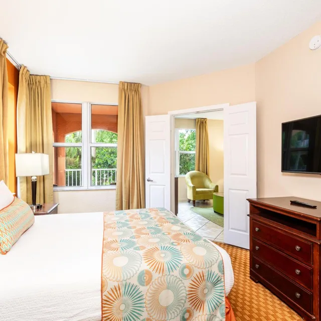 2 Bedrooms, Suite, Vacation Village At Weston 5/8