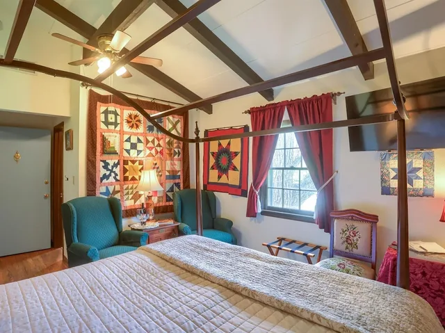 Star, Queen Bed, North Wing، Battlefield Bed &amp; Breakfast Inn 4/10