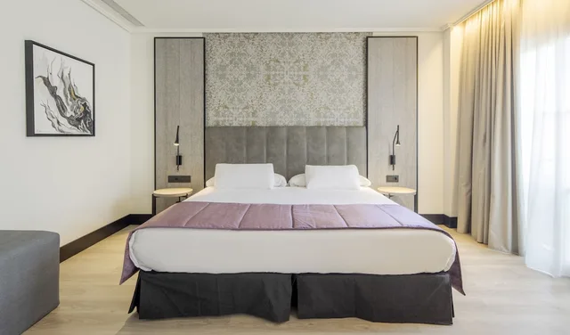Premium, Suite, Queen Bed, Ilunion Alcora Sevilla 1/8