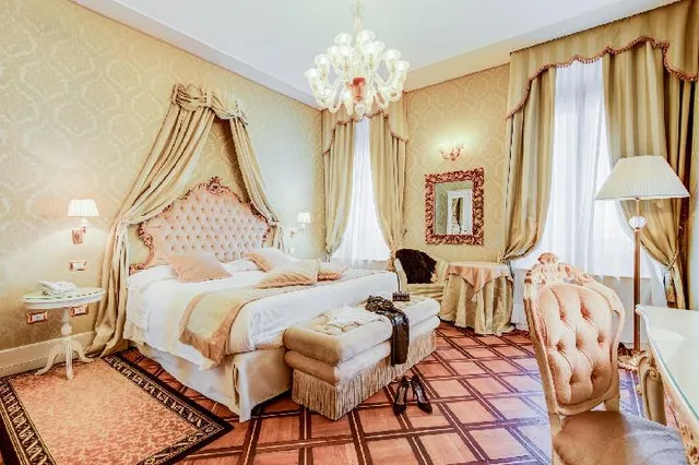 غرفة سوبيريور بسرير مزدوج، Hotel Al Duca di Venezia 1/1