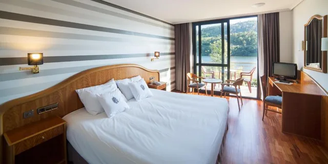 غرفة قياسية مفردة بسرير مزدوج، LAIAS CALDARIA HOTEL BALNEARIO 1/1
