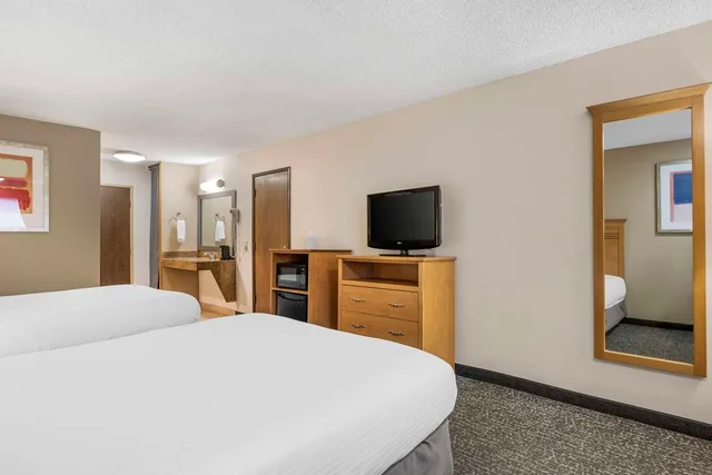 غرفة بسريرين كوين، Best Western Aladdin Inn 4/5