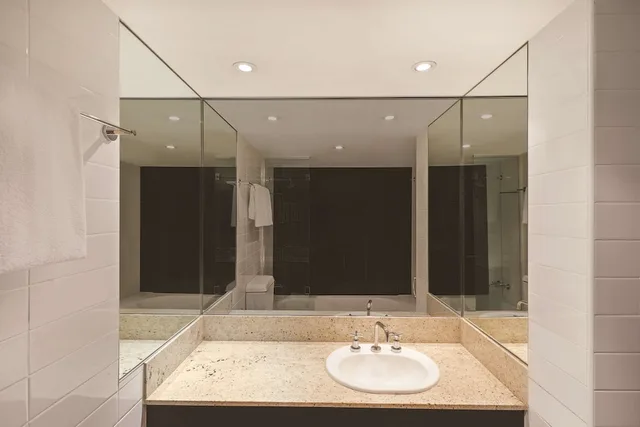 2 Bedrooms, Apartment, 2 Queen Beds, Adina Apartment Hotel Sydney Surry Hills 3/3