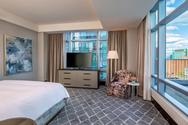 Penthouse, Suite, King Bed, South Wing، INTERCONTINENTAL BOSTON 1/7