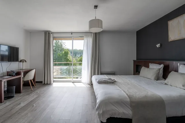 غرفة سوبيريور بسرير مزدوج، Domaine de Cice-Blossac 2/6