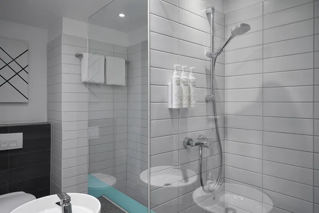 غرفة قياسية بسريرين منفصلين بإطلالة على الفناء، Four Points Flex by Sheraton Koblenz 7/8