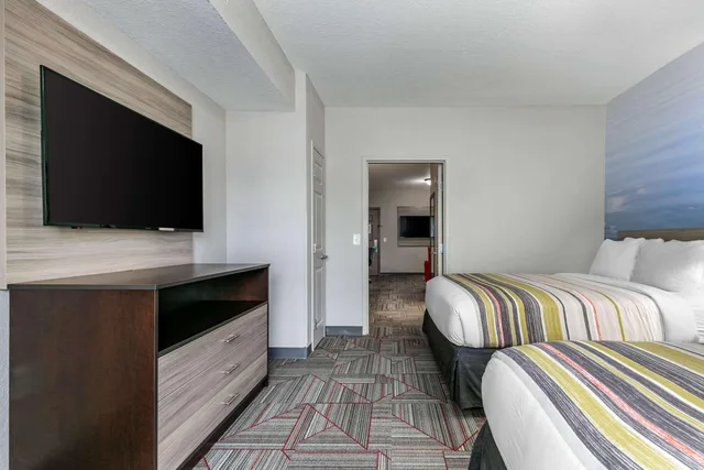 جناح بسريرين كوين لذوي الإعاقة، Clarion Pointe Columbus-Bradley Park 2/3