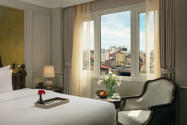 Imperial, Executive, Queen Bed, City View، La Mejor Indochine Hotel 3/3