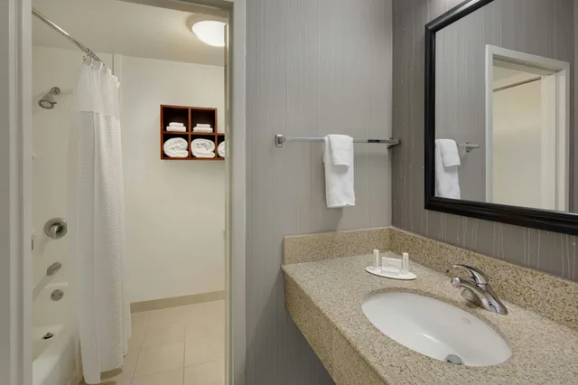 غرفة بسريرين كوين، Courtyard By Marriott Atlanta Marietta I 75 North 2/3