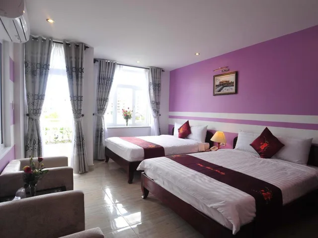 غرفة بشرفة بدون إطلالة، Hong Thien Ruby Hotel 1/2
