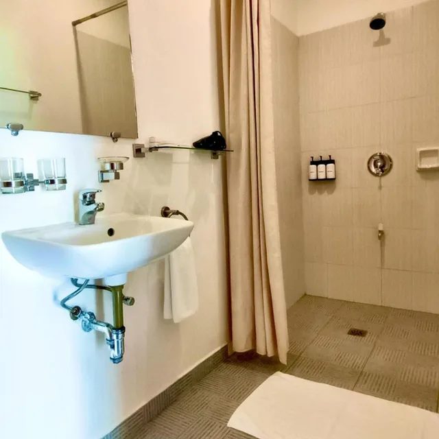 غرفة بسرير كوين بإطلالة على الحديقة، Salamangka Beach And Dive Resort 3/4