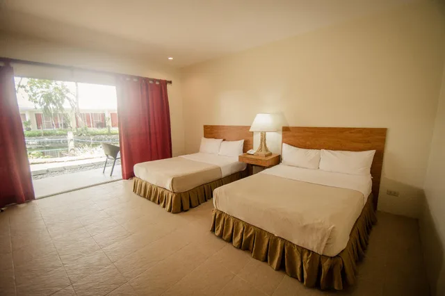 Deluxe, 2 Double Beds, Almont Inland Resort 2/2
