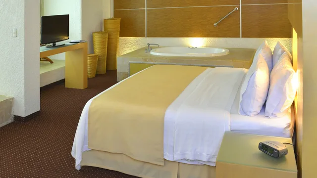 جناح بسرير كينج، Holiday Inn Morelia 3/4