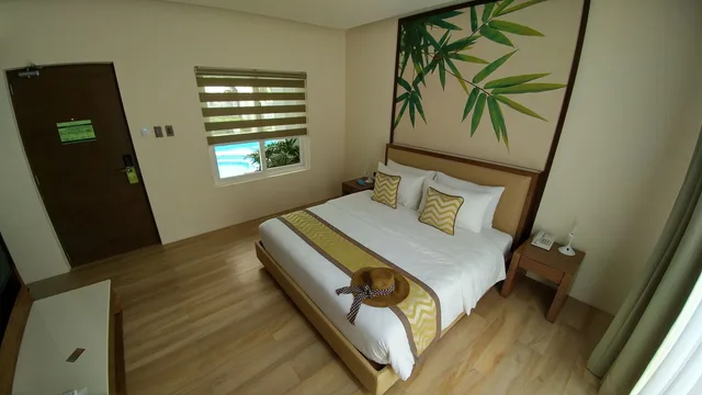 Garden Suite, King Bed, Pool Access، Boracay Haven Suites 1/5