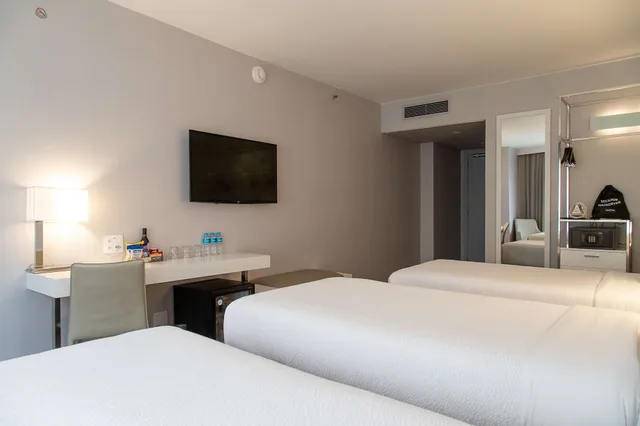غرفة سوبيريور ثلاثية بسريرين منفصلين وثلاثة أسرّة، Radisson Hotel Barra Rio de Janeiro 4/10