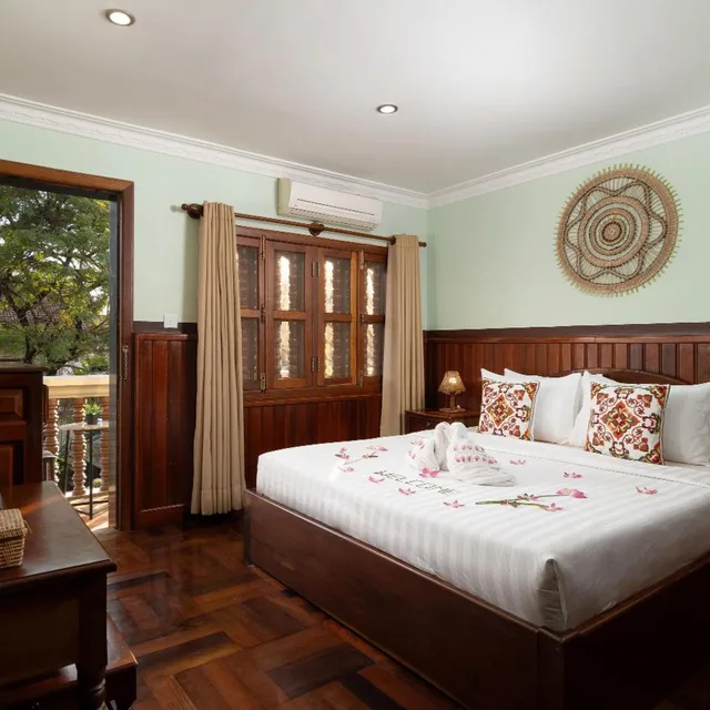 Deluxe, Double or Twin Bed, Balcony, Siem Reap Center Hotel 3/10