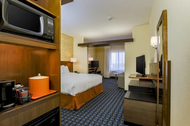 جناح بسرير كينج مع أريكة، Fairfield Inn Suites Snyder 6/6