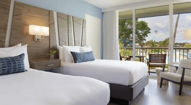 Oasis, Deluxe, Double Bed, SkyBeach Resort 1/3